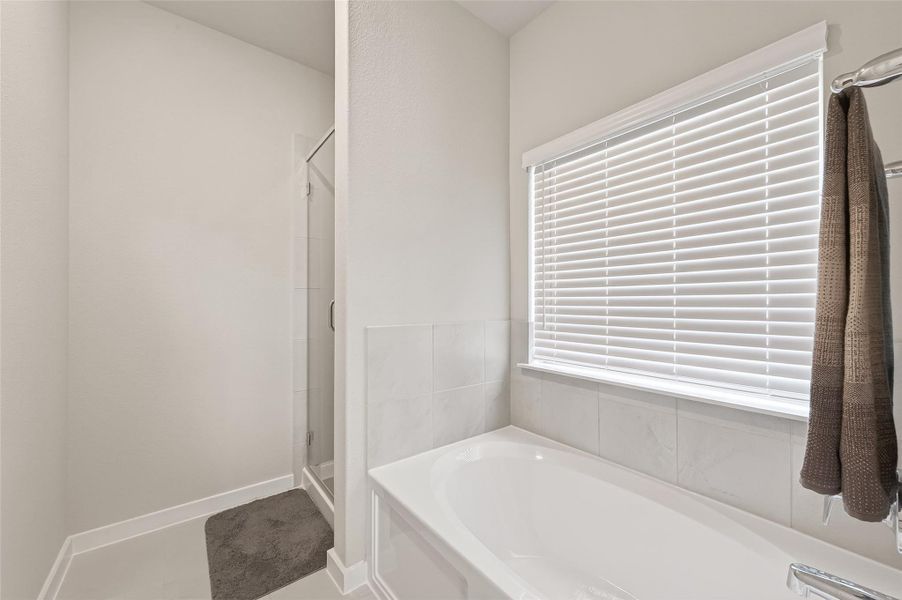 Furnished interior view inside a new home in Arabella on the Prairie, Richmond (Image 17).