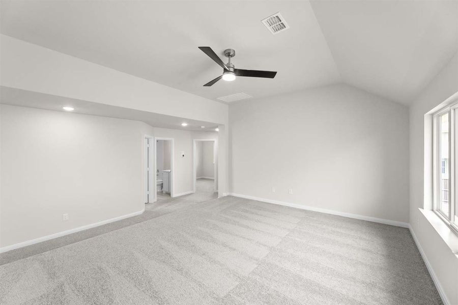 Spacious, unfurnished interior of a new home in Keeneland, Aubrey (Image 36).