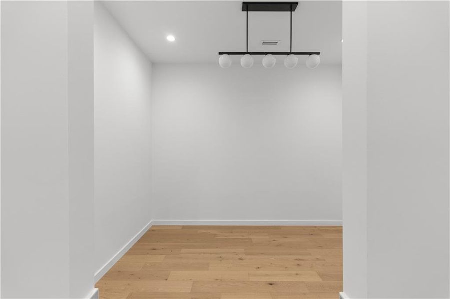Spacious, unfurnished interior of a new home in , Atlanta (Image 87). Spacious, unfurnished interior of a new home in , Atlanta (Image 87).