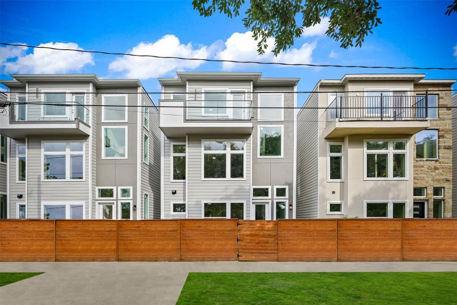 Front exterior of a new home in , Houston, TX, highlighting curb appeal (Image 1). Front exterior of a new home in , Houston, TX, highlighting curb appeal (Image 1).