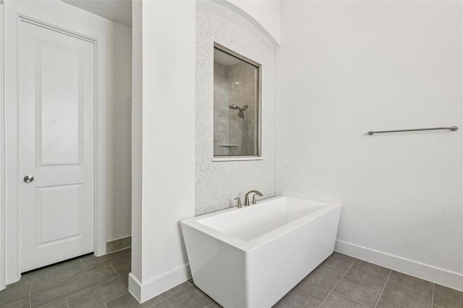 Furnished interior view inside a new home in , Aubrey (Image 18).