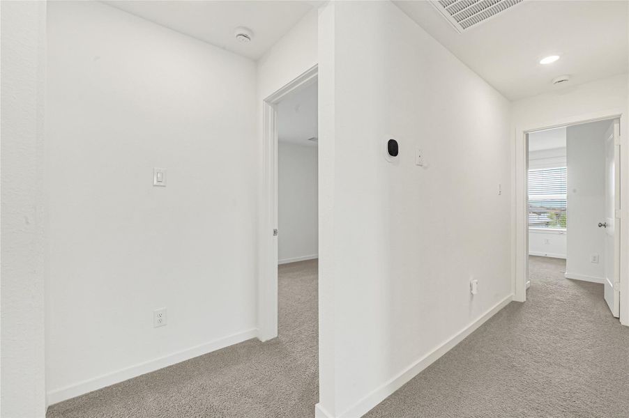 Spacious, unfurnished interior of a new home in Laurel Farms, Brookshire (Image 23).