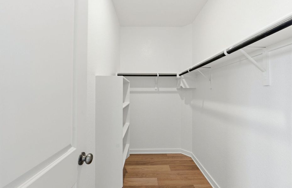 Spacious, unfurnished interior of a new home in La Cima, San Marcos (Image 36).