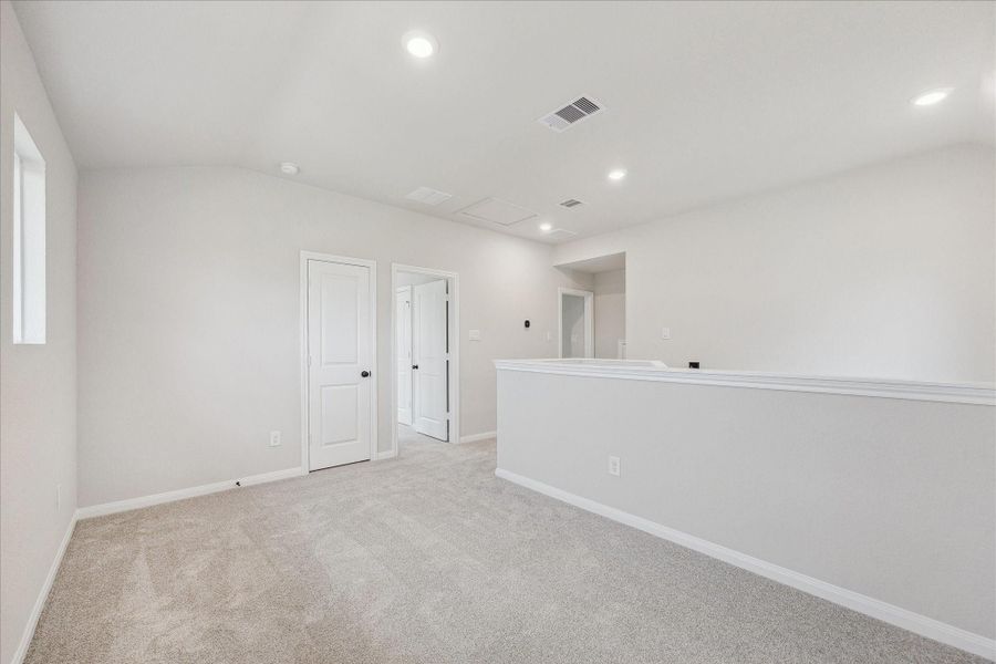 Spacious, unfurnished interior of a new home in Elyson, Katy (Image 29). Spacious, unfurnished interior of a new home in Elyson, Katy (Image 29).