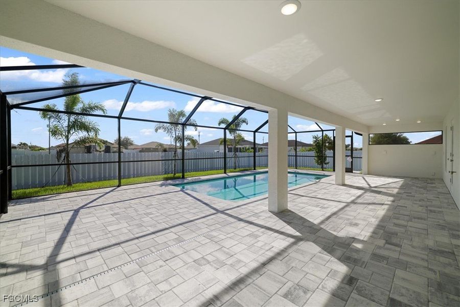 Image 33 of a home in Cape Coral.