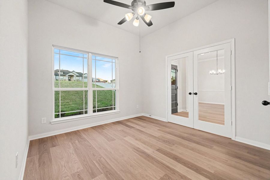Spacious, unfurnished interior of a new home in Rose Hill Estates, Willis (Image 27).