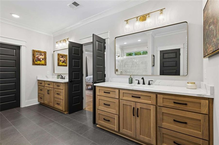 Furnished interior view inside a new home in , Waleska (Image 15).