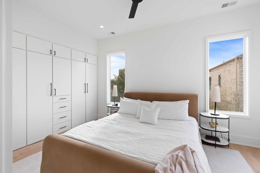 Furnished interior view inside a new home in , Charleston (Image 15).