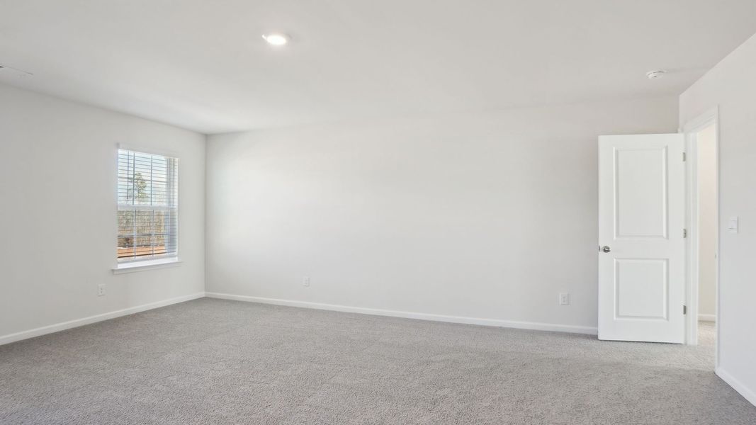 Spacious, unfurnished interior of a new home in Granite Falls, Lancaster (Image 22). Spacious, unfurnished interior of a new home in Granite Falls, Lancaster (Image 22).