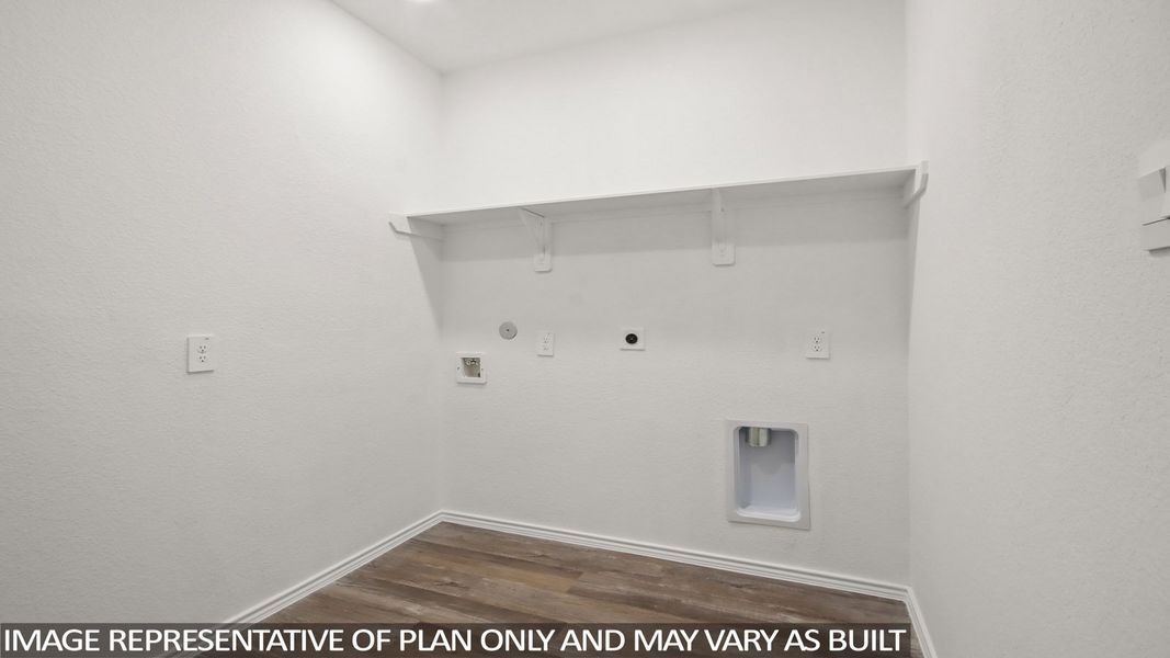 Spacious, unfurnished interior of a new home in Williams Reserve East, Conroe (Image 14).