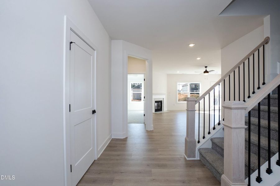 Enterance 01 Enterance 01