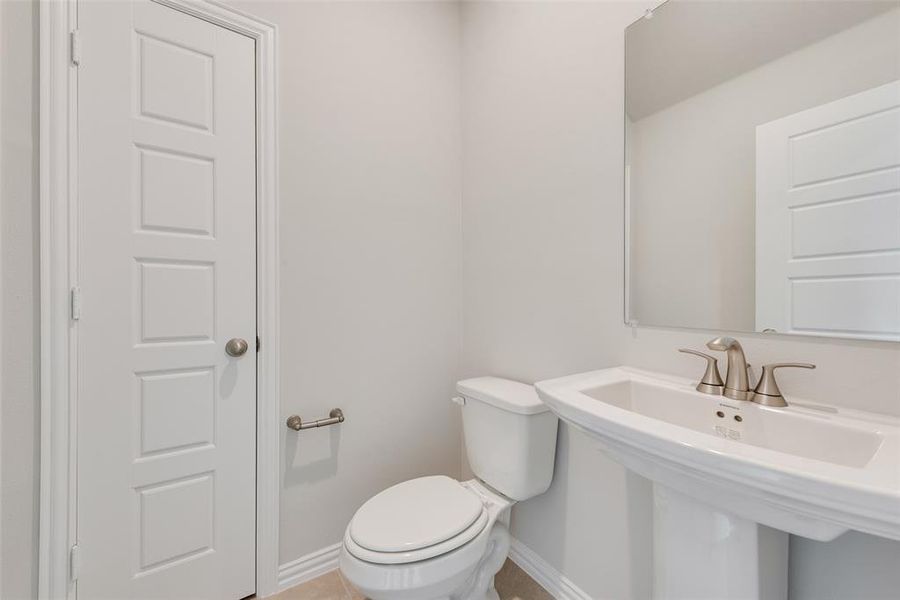 Furnished interior view inside a new home in Creekside of Crowley, Crowley (Image 3). Furnished interior view inside a new home in Creekside of Crowley, Crowley (Image 3).