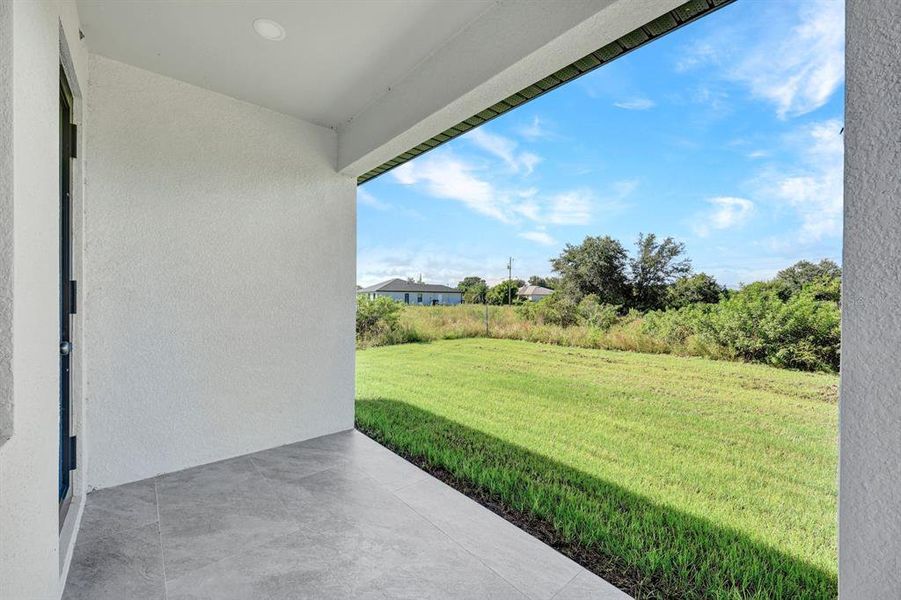 Exterior details and patio area of a home in , Lehigh Acres (Image 14).