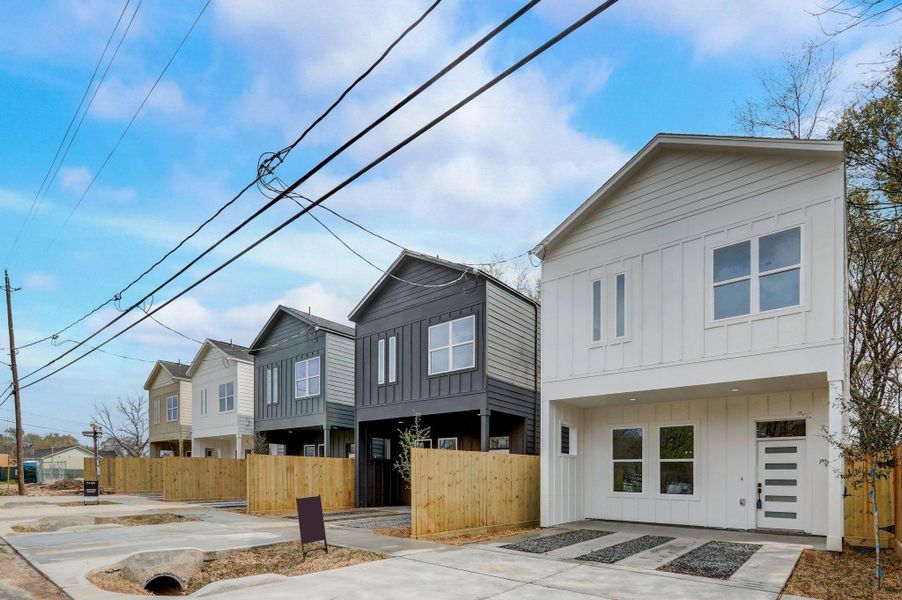 Front exterior of a new home in , Houston, TX, highlighting curb appeal (Image 1). Front exterior of a new home in , Houston, TX, highlighting curb appeal (Image 1).