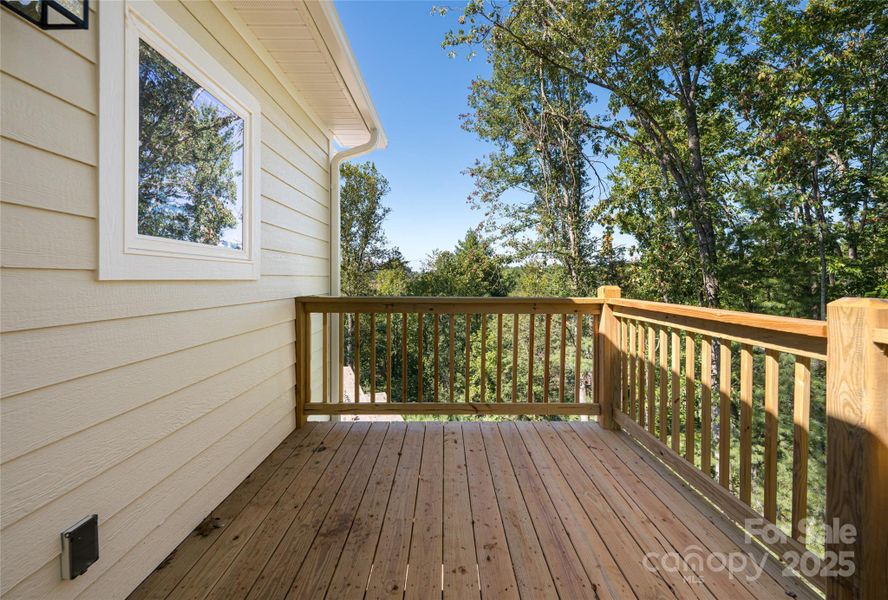 Image 43 of a home in . Image 43 of a home in .