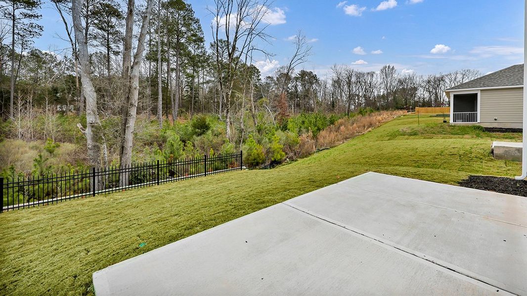 Exterior details and patio area of a home in Livingston Woods, Irmo (Image 3).