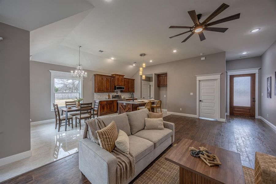 Furnished interior view inside a new home in , Cleburne (Image 13).