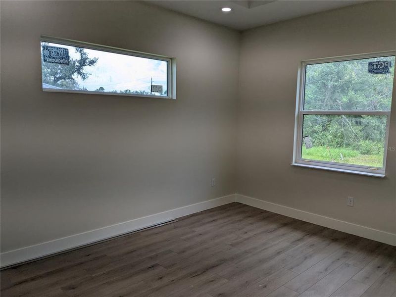 Spacious, unfurnished interior of a new home in , Port Charlotte (Image 23).