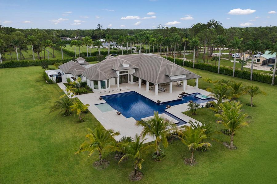 Image 56 of a home in .