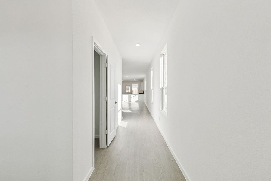 Spacious, unfurnished interior of a new home in Montgomery Bend, Montgomery (Image 21).