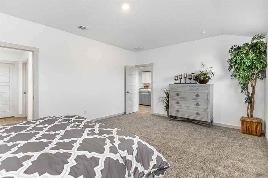 Image 12 of a home in Caldwell Ranch.