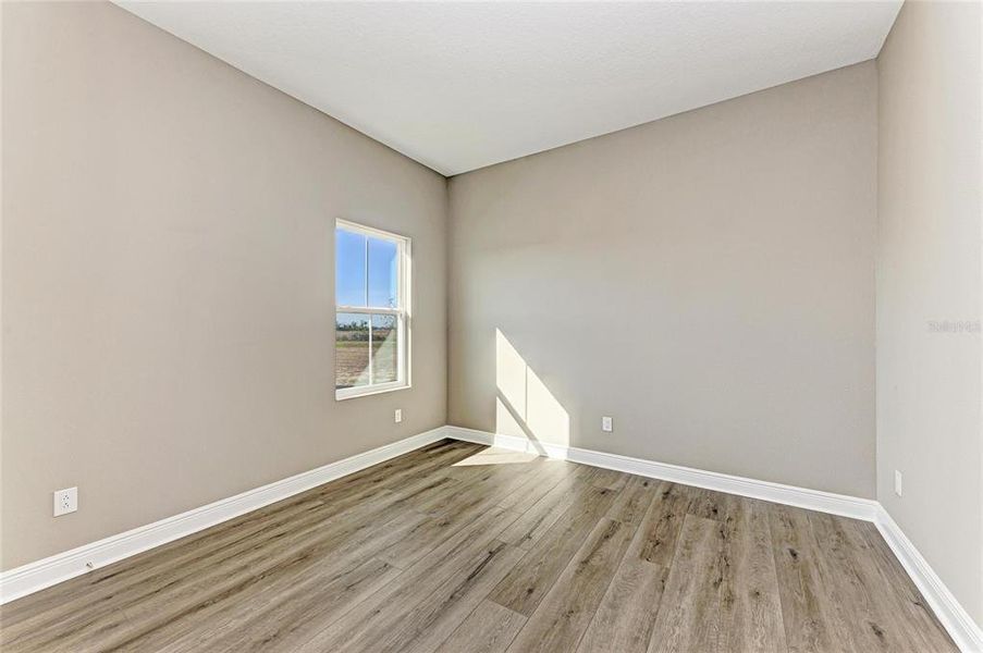Spacious, unfurnished interior of a new home in North River Ranch, Parrish (Image 24).