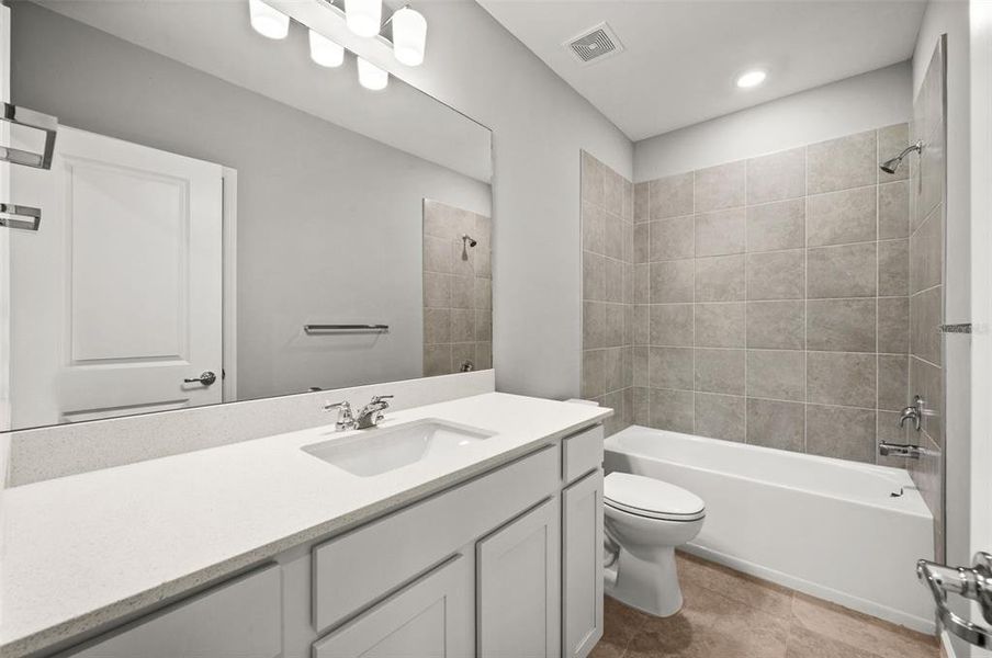 Furnished interior view inside a new home in , Punta Gorda (Image 13).