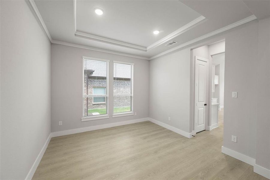 Spacious, unfurnished interior of a new home in Birdsong, Mansfield (Image 18). Spacious, unfurnished interior of a new home in Birdsong, Mansfield (Image 18).