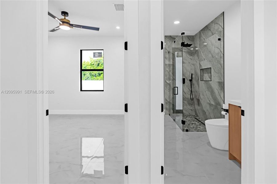 Image 58 of a home in .