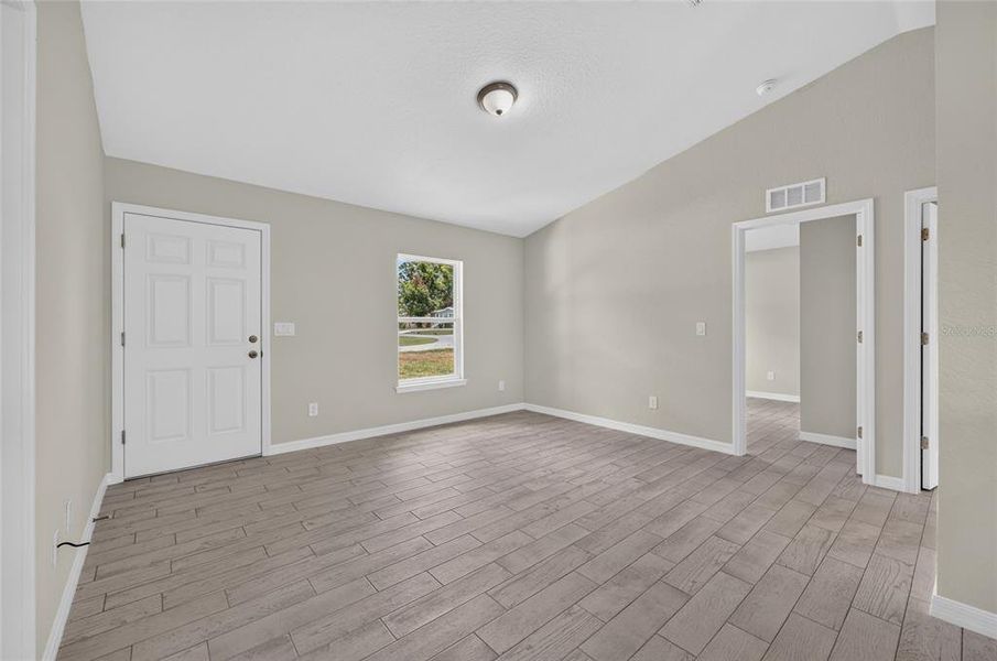 Spacious, unfurnished interior of a new home in , Ocala (Image 25). Spacious, unfurnished interior of a new home in , Ocala (Image 25).