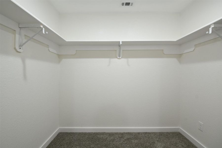 Spacious, unfurnished interior of a new home in , Conroe (Image 10). Spacious, unfurnished interior of a new home in , Conroe (Image 10).