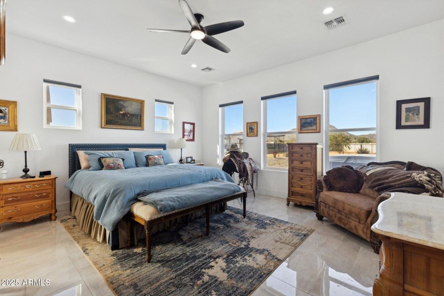 42-web-or-mls-6786-w-palomino-wy 42-web-or-mls-6786-w-palomino-wy