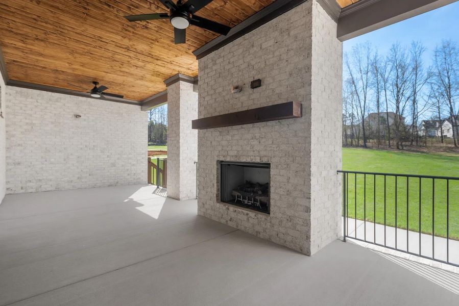 The Waylon A Outdoor Living Area