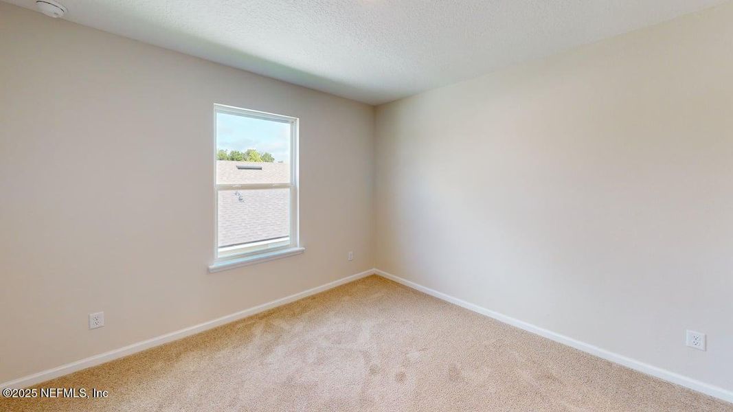 Spacious, unfurnished interior of a new home in Sandridge Hills, Green Cove Springs (Image 12).