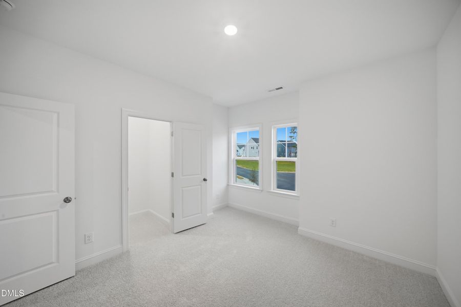 31_SUN_Stoneriver_Pic_GalvaniII_Bed4_3of