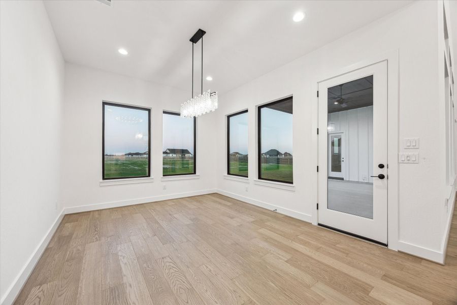 Spacious, unfurnished interior of a new home in Lakeview, Waller (Image 32).