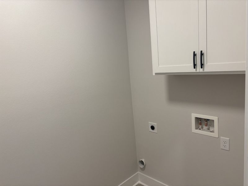Spacious, unfurnished interior of a new home in Houston Place, Crestview (Image 14).