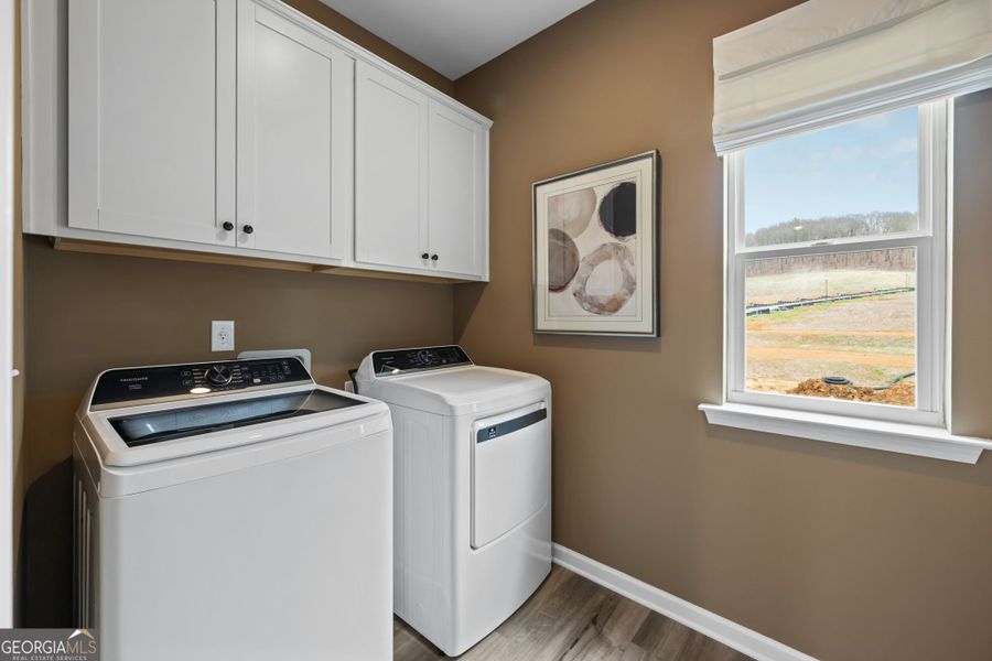 Furnished interior view inside a new home in Stonebridge North, Macon (Image 18).