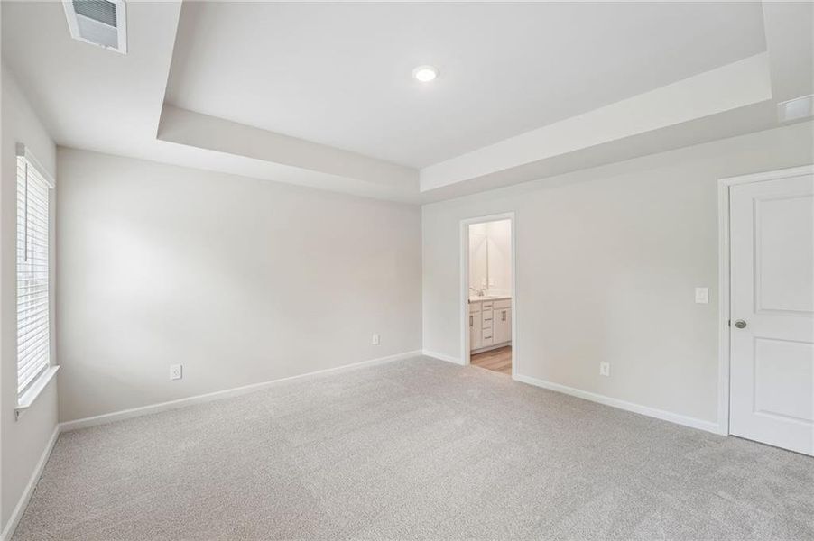 Spacious, unfurnished interior of a new home in Artisan Walk, Fairburn (Image 31). Spacious, unfurnished interior of a new home in Artisan Walk, Fairburn (Image 31).