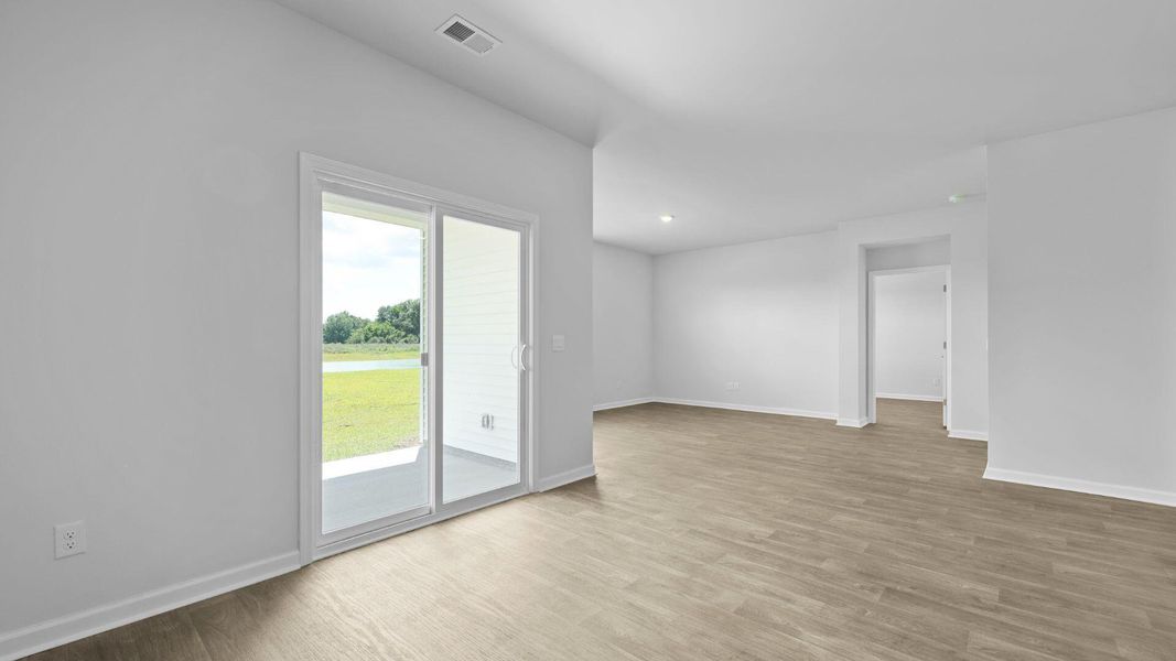 Spacious, unfurnished interior of a new home in The Ranch, Holly Hill (Image 17).