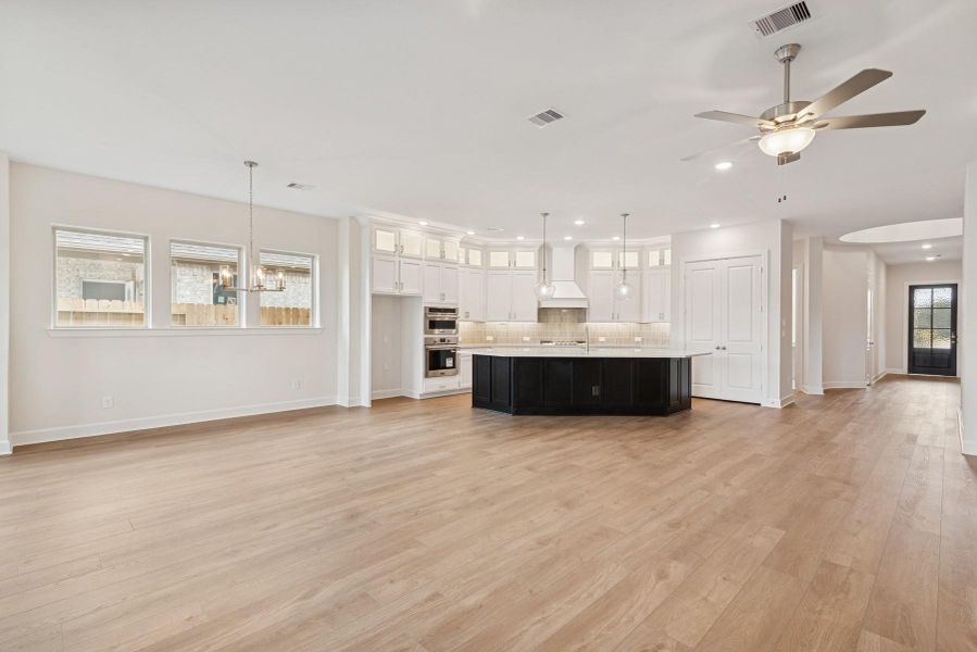 Spacious, unfurnished interior of a new home in The Highlands 55' - Encore Collection, Porter (Image 17). Spacious, unfurnished interior of a new home in The Highlands 55' - Encore Collection, Porter (Image 17).