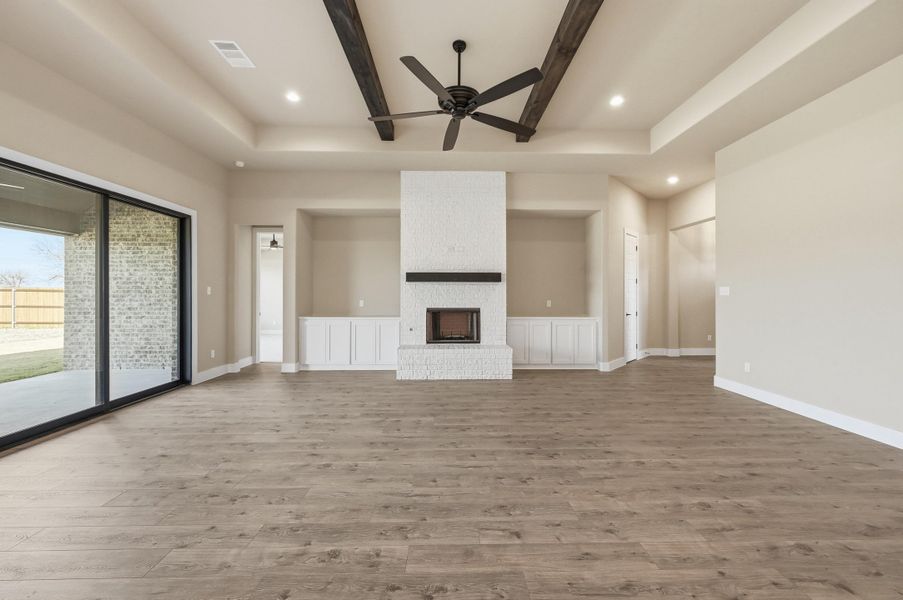 Spacious, unfurnished interior of a new home in Coyote Crossing, Godley (Image 22).