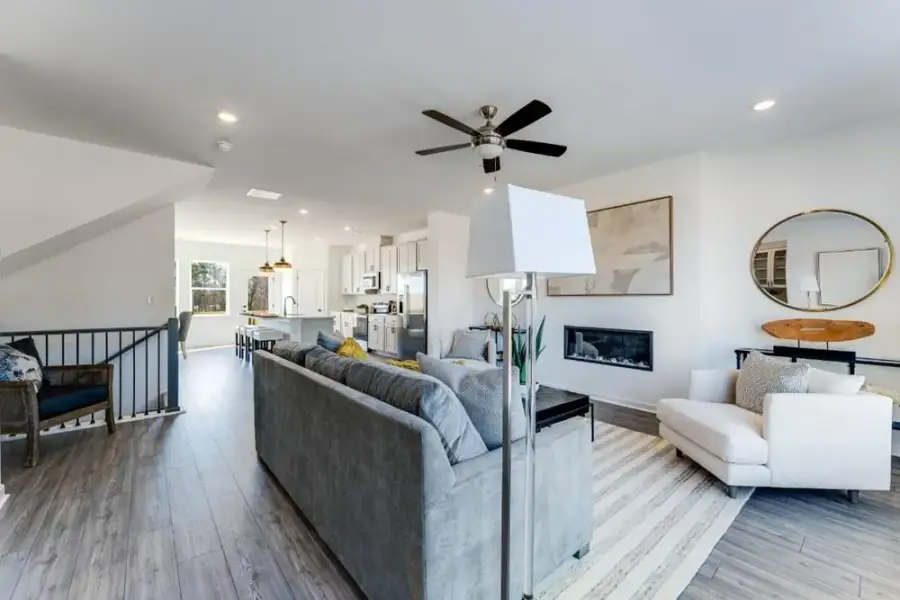Furnished interior view inside a new home in Rosewood Farm, Lawrenceville (Image 9).