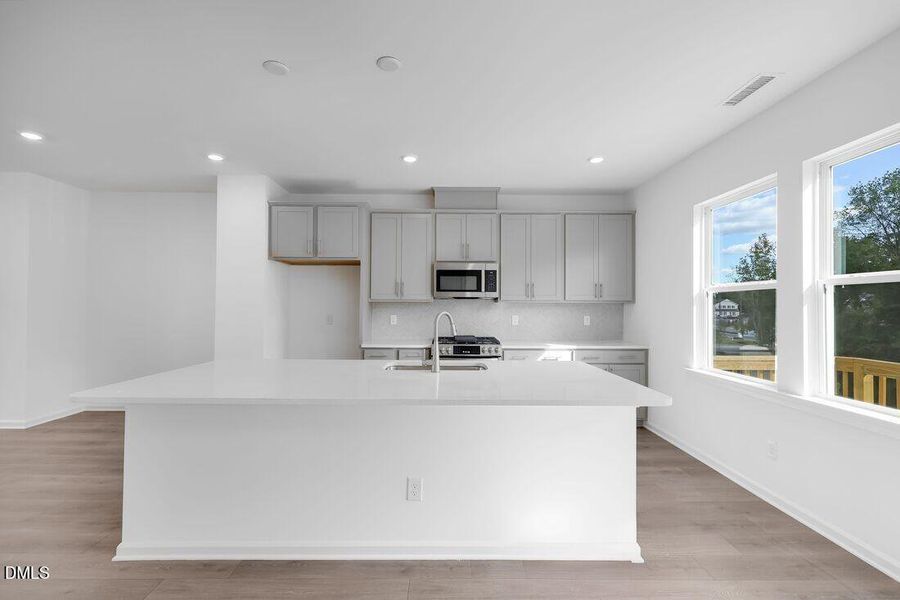 greystone-kitchen-01