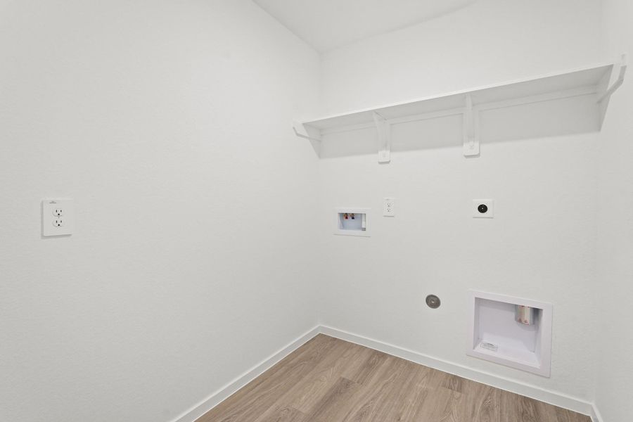 Spacious, unfurnished interior of a new home in Presswoods, Splendora (Image 12).