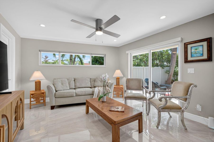 Furnished interior view inside a new home in , Fort Lauderdale (Image 54).