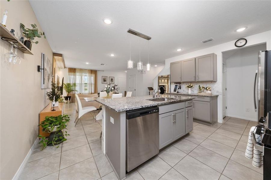 Furnished interior view inside a new home in , Winter Garden (Image 11).