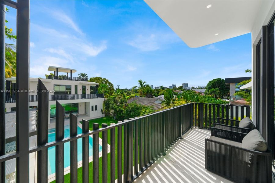Exterior details and patio area of a home in , Miami Beach (Image 49).