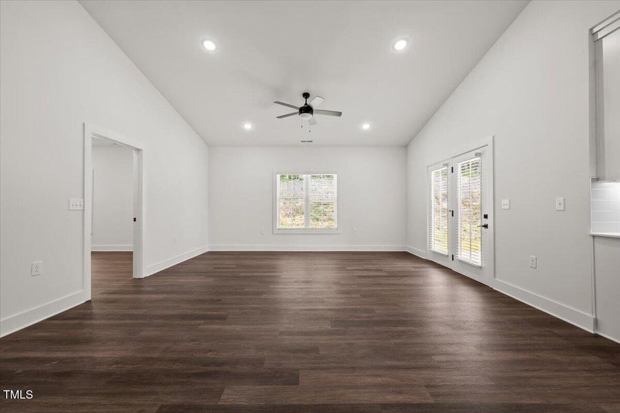 19-DSC07634 19-DSC07634