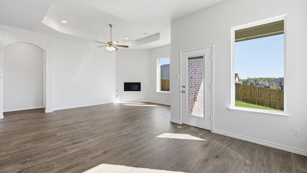 Representative unfurnished interior of a home built from the Ivery by D.R. Horton in Morning Ridge, Princeton (Image 9).
